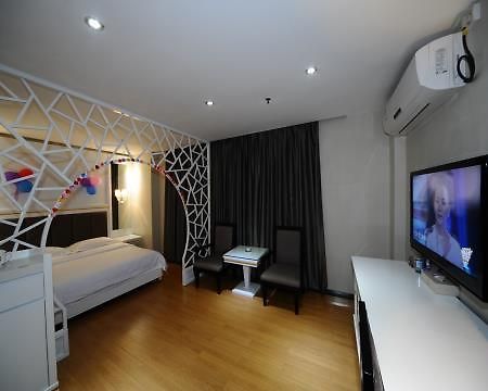 Super 8 Guangzhou Railyway Station Hotel ภายนอก รูปภาพ